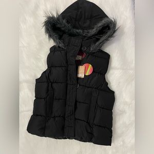 Size L puffer vest